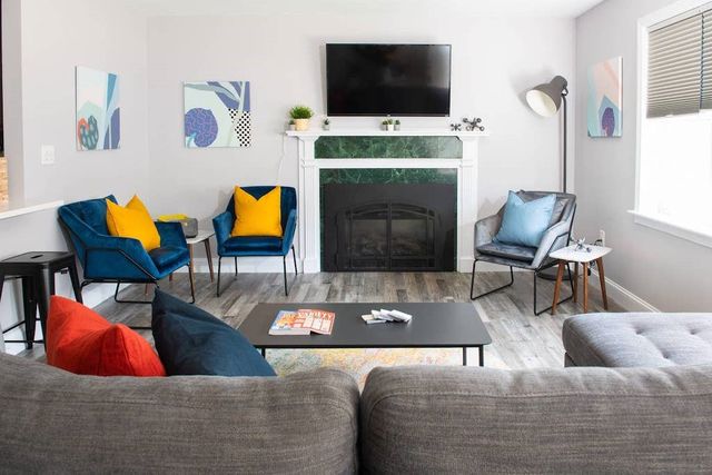 4 James Street, Middletown, RI 02842