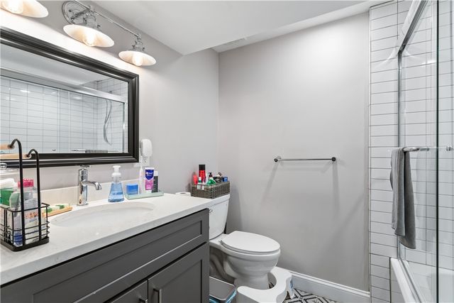 4 James Street, Middletown, RI 02842