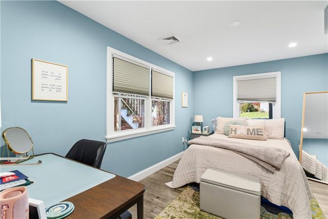 4 James Street, Middletown, RI 02842