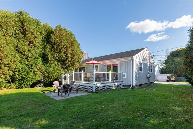 4 James Street, Middletown, RI 02842