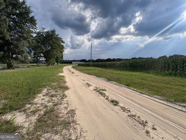 1665 Walke Dairy Road, Dublin, GA 31021