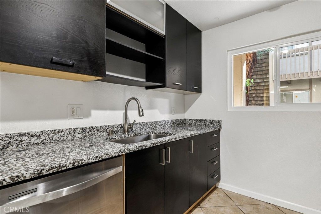 Image 10 of property listing at 1068 Cabrillo Park Drive C, Santa Ana, CA 92701