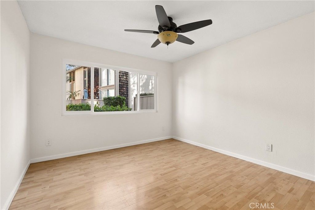 Image 17 of property listing at 1068 Cabrillo Park Drive C, Santa Ana, CA 92701