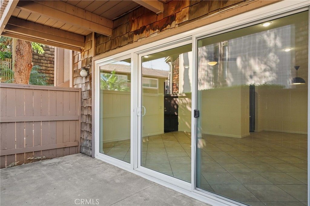 Image 28 of property listing at 1068 Cabrillo Park Drive C, Santa Ana, CA 92701