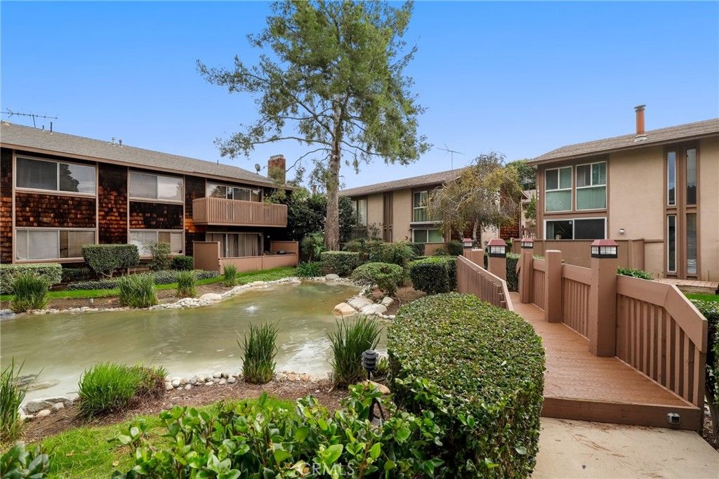 Image 32 of property listing at 1068 Cabrillo Park Drive C, Santa Ana, CA 92701