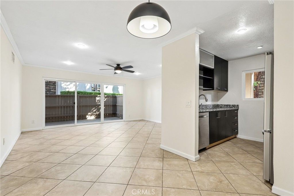 Image 8 of property listing at 1068 Cabrillo Park Drive C, Santa Ana, CA 92701