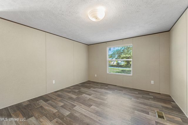 147 Thelma Andrews Road, Wiggins, MS 39577