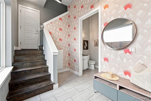 2432 N Washington Street, Denver, CO 80205
