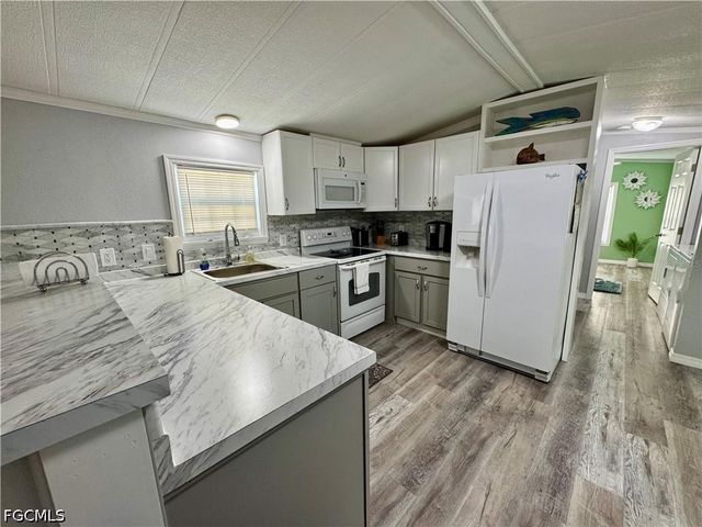 3024 Sunny Harbor DR, Punta Gorda, FL 33982