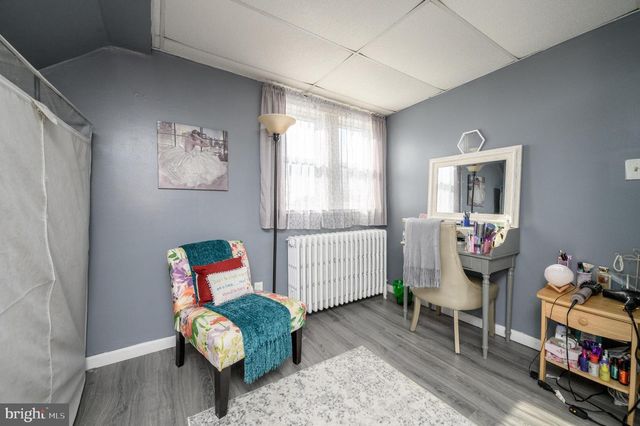 39 E 2ND AVE, Runnemede, NJ 08078