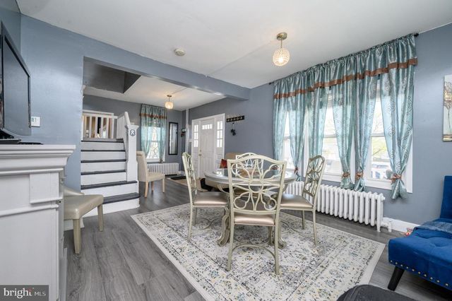 39 E 2ND AVE, Runnemede, NJ 08078