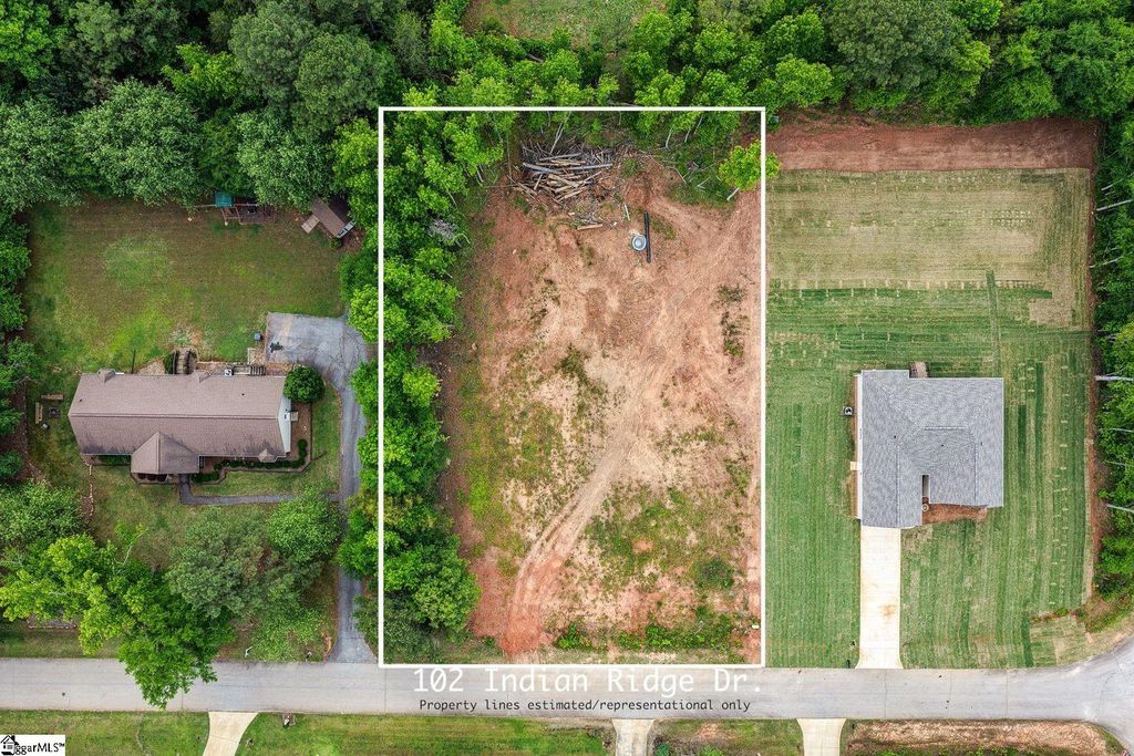 102 Indian Ridge Drive, Laurens, SC 29360