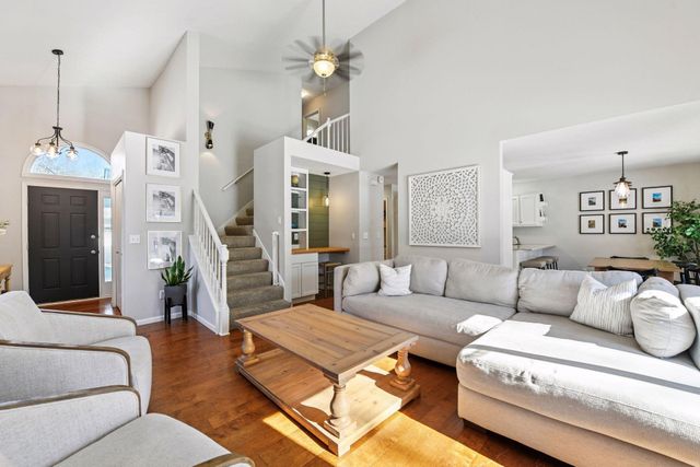 1405 Field Creek Circle, Victoria, MN 55386