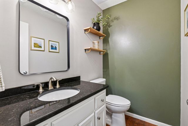 1405 Field Creek Circle, Victoria, MN 55386