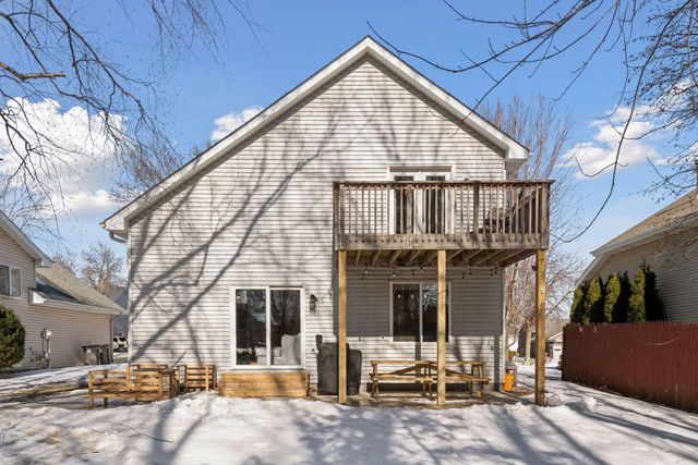 1405 Field Creek Circle, Victoria, MN 55386