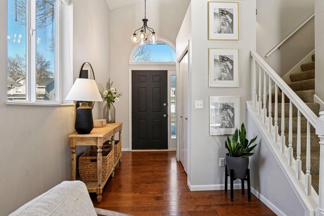 1405 Field Creek Circle, Victoria, MN 55386