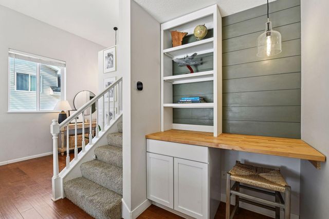 1405 Field Creek Circle, Victoria, MN 55386