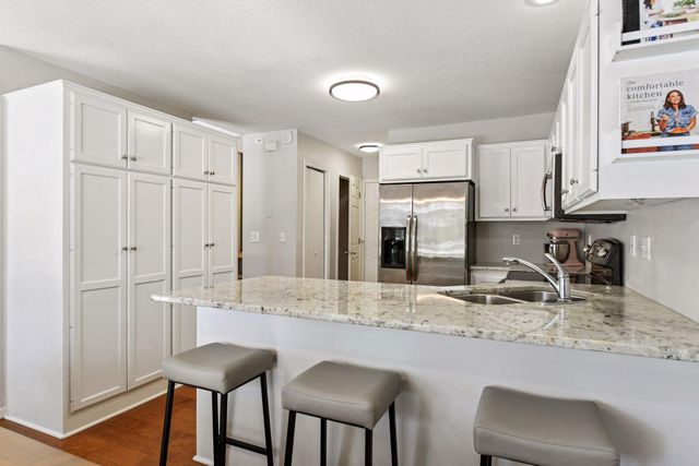 1405 Field Creek Circle, Victoria, MN 55386