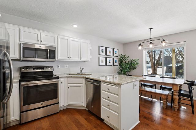 1405 Field Creek Circle, Victoria, MN 55386