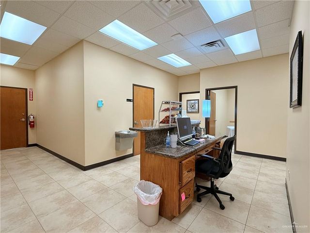1112 Griffin Parkway D, Mission, TX 78572