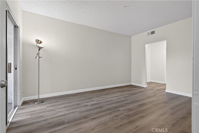 904 S 2nd E, Alhambra, CA 91801