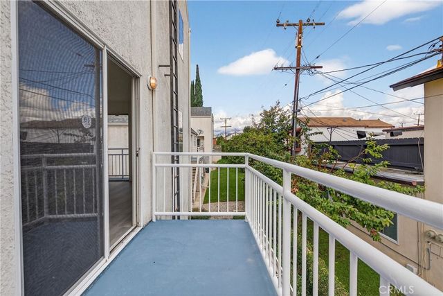 904 S 2nd E, Alhambra, CA 91801