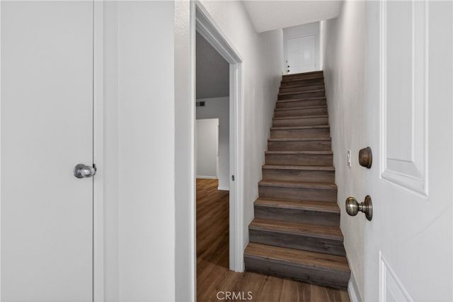 904 S 2nd E, Alhambra, CA 91801