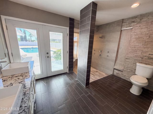 830 N ALMOND Circle, Mesa, AZ 85213