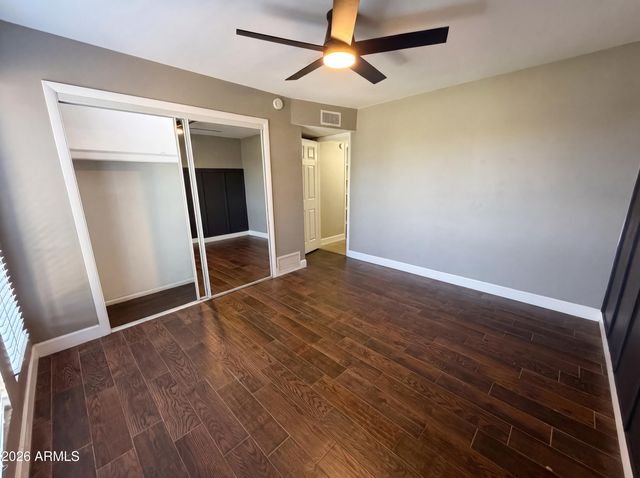 830 N ALMOND Circle, Mesa, AZ 85213