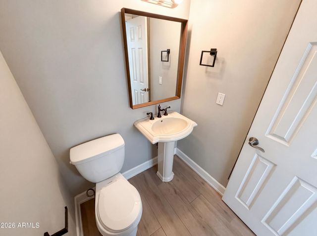 830 N ALMOND Circle, Mesa, AZ 85213