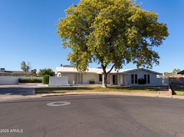 830 N ALMOND Circle, Mesa, AZ 85213