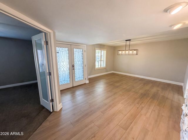830 N ALMOND Circle, Mesa, AZ 85213