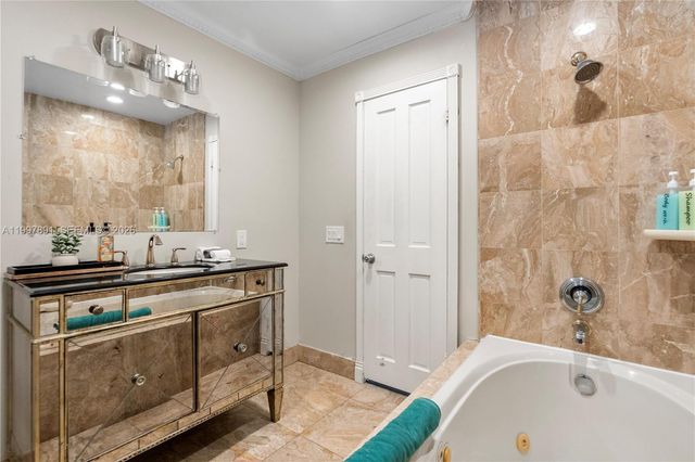 1652 NE 39th Street, Oakland Park, FL 33334