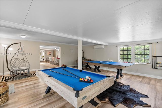 1652 NE 39th Street, Oakland Park, FL 33334