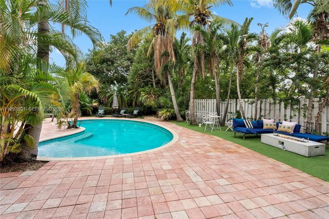 1652 NE 39th Street, Oakland Park, FL 33334