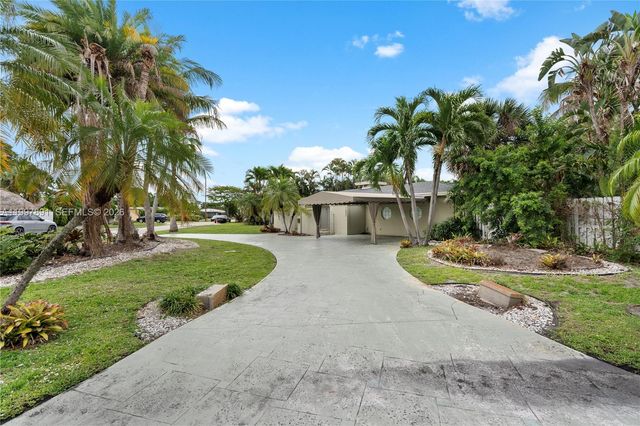 1652 NE 39th Street, Oakland Park, FL 33334