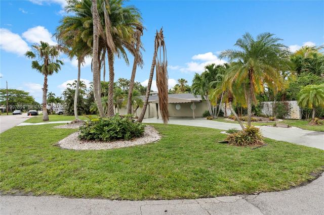 1652 NE 39th Street, Oakland Park, FL 33334