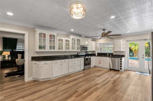 1652 NE 39th Street, Oakland Park, FL 33334