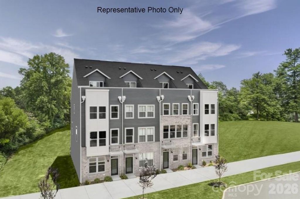 1020 Bella Grove Lane, Charlotte, NC 28262