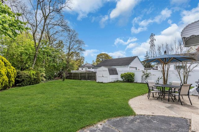 97 Horton Road, Valley Stream, NY 11581