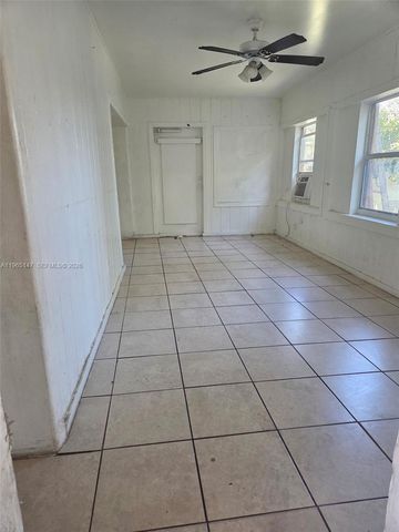 725 Opa Locka Blvd D, Opa-locka, FL 33054