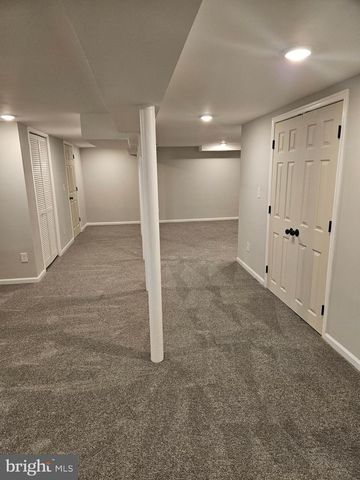 7913 HILLTOP AVE, Nottingham, MD 21236