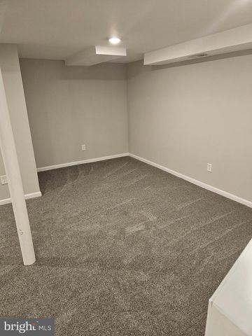 7913 HILLTOP AVE, Nottingham, MD 21236