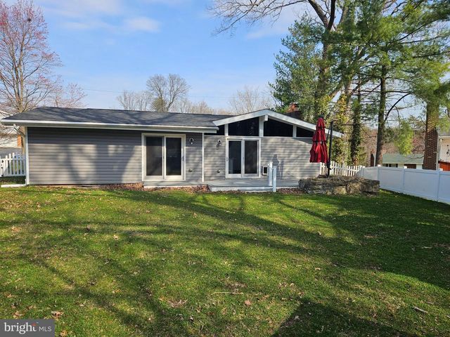 7913 HILLTOP AVE, Nottingham, MD 21236