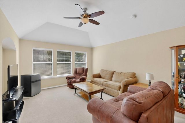 2501 Kentmere Lane, Mckinney, TX 75072