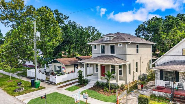 2324 W SAINT CONRAD STREET, Tampa, FL 33607