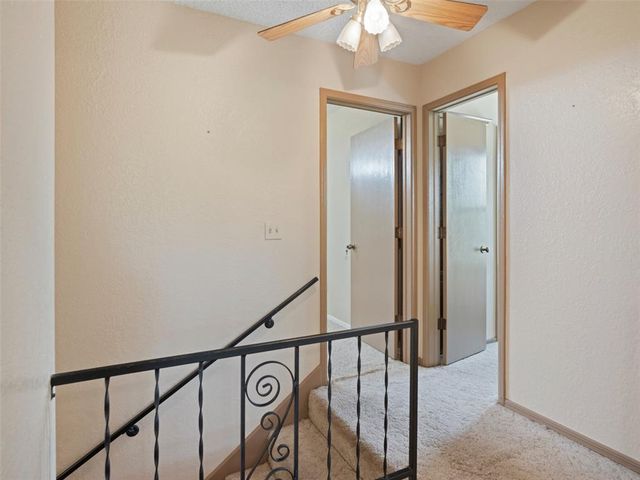 1372 W Cedarbrook Lane, Moore, OK 73170
