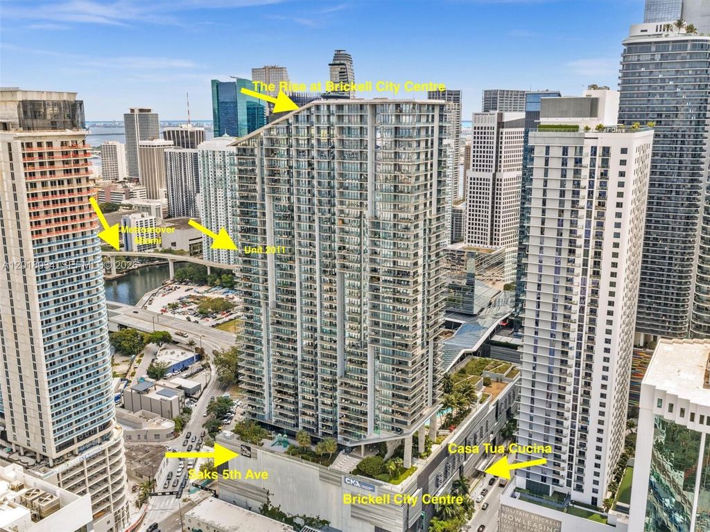 88 SW 7th St 2011, Miami, FL 33130