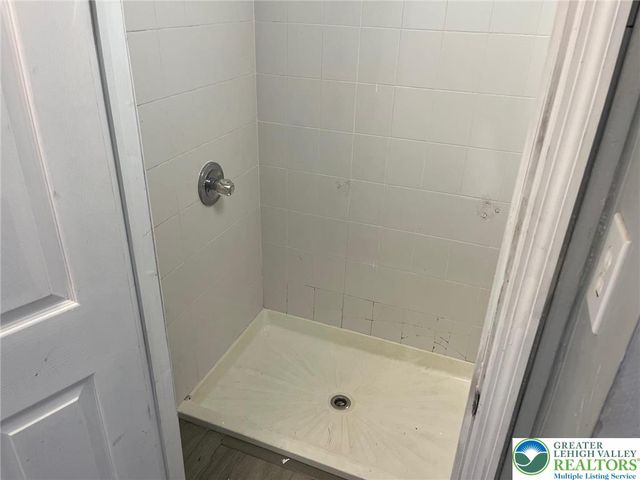 103 North Oak Street, Easton, PA 18042