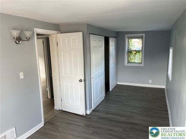 103 North Oak Street, Easton, PA 18042